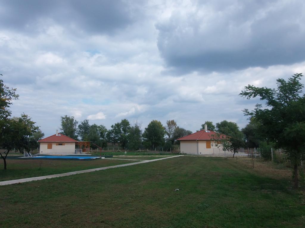 Pusztaeldorado Tiszagyenda 外观 照片
